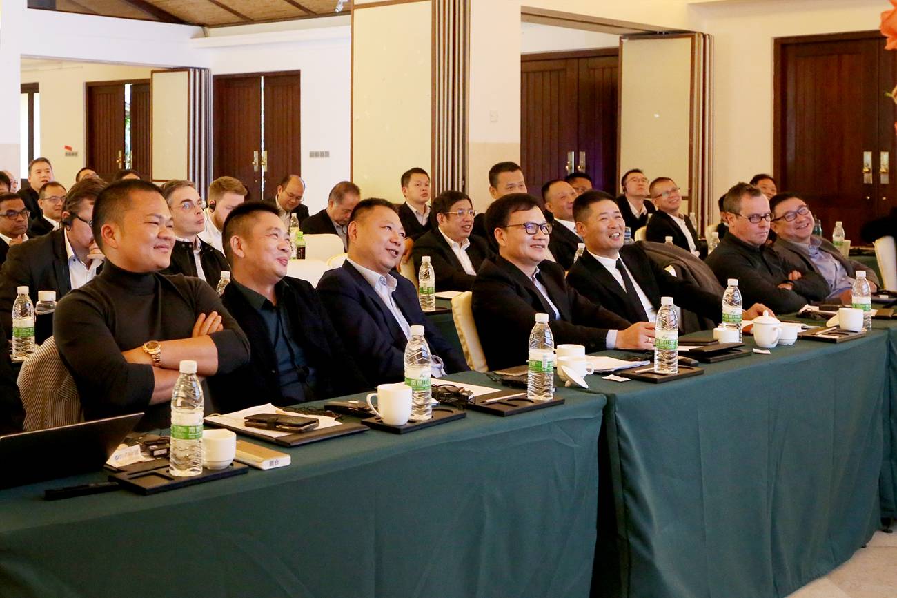 不忘初心，蓄勢而上  ——記2017年達意隆營銷總部年會